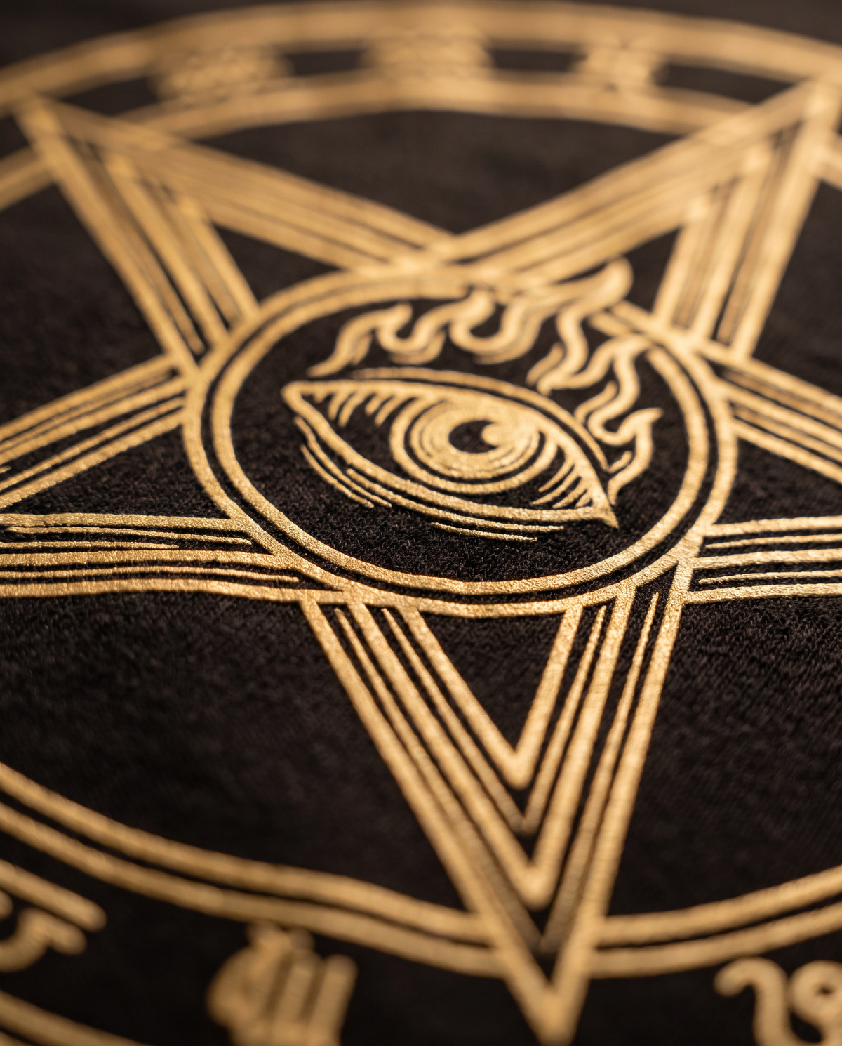 The Elder Sign print detail