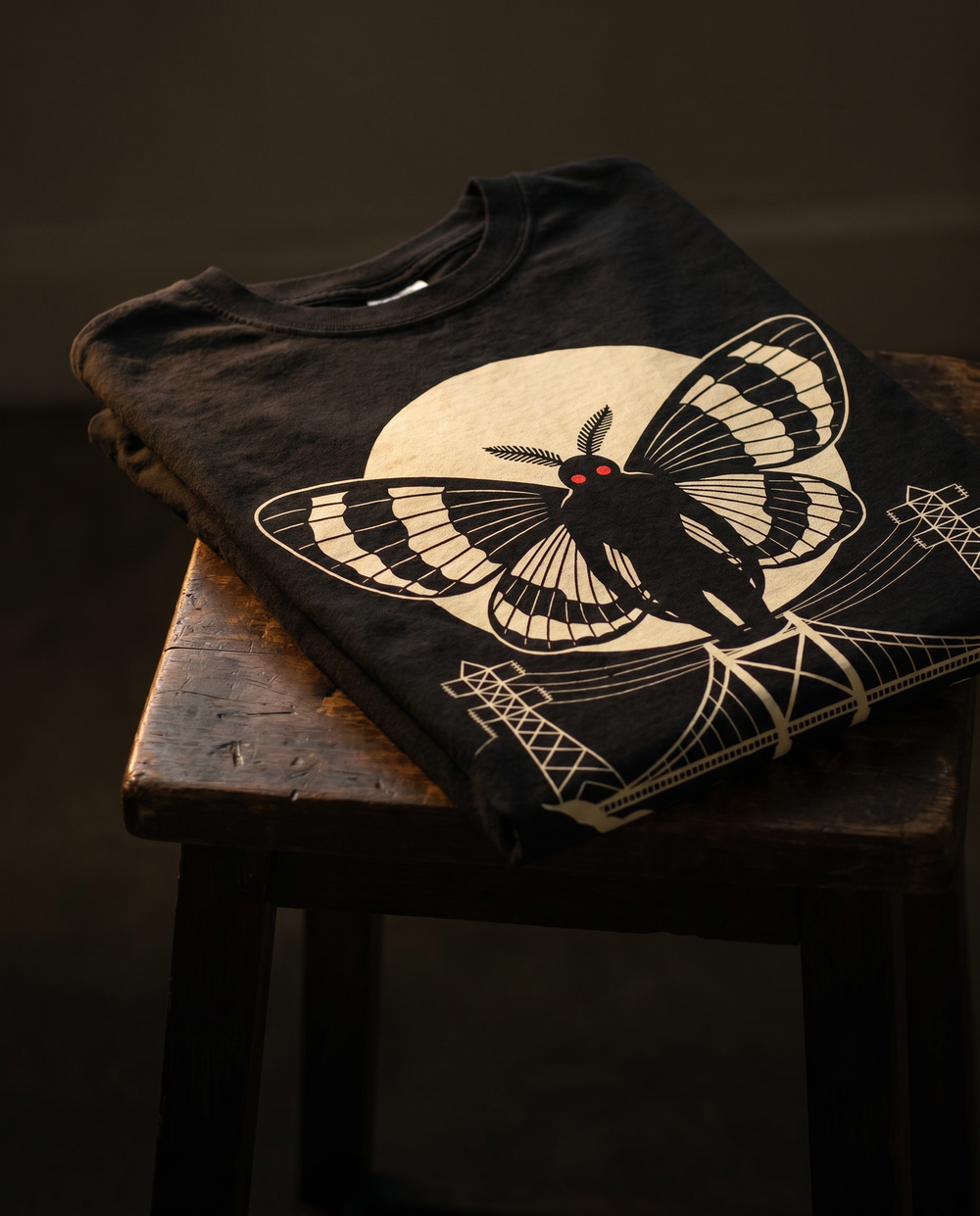 Mothman: The Sighting Report folded