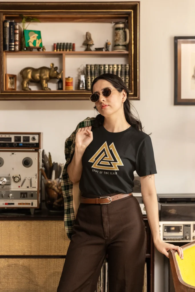 Valknut Knot of the Slain Tee